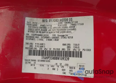 2008 Ford Focus Se z USA, uszkodzony, nr VIN 1FAHP35N88W109339